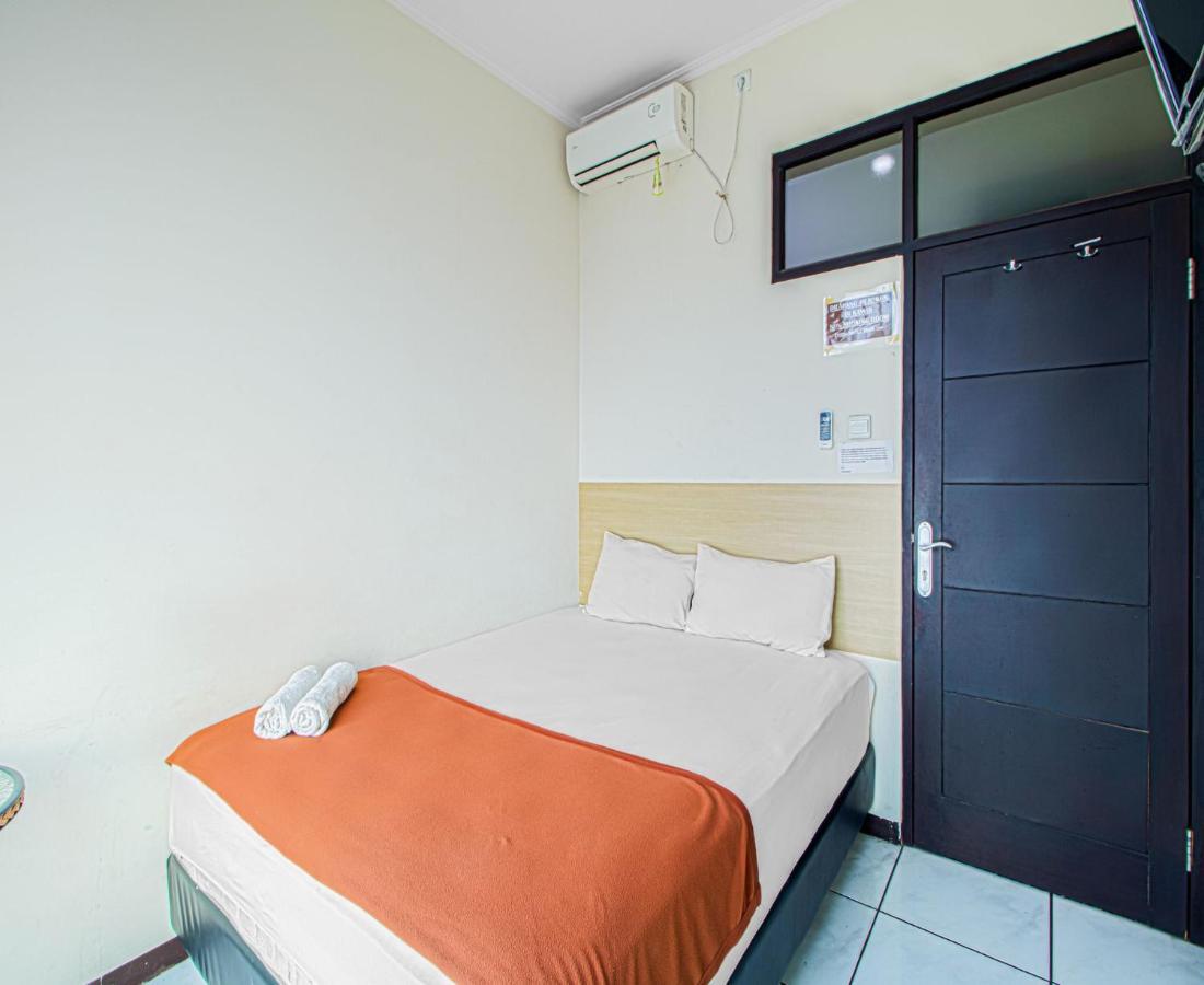 Hotel Bantal Guling Alun Alun Bandung Exterior foto