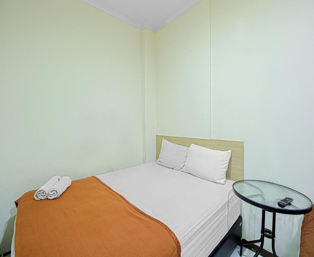 Hotel Bantal Guling Alun Alun Bandung Exterior foto