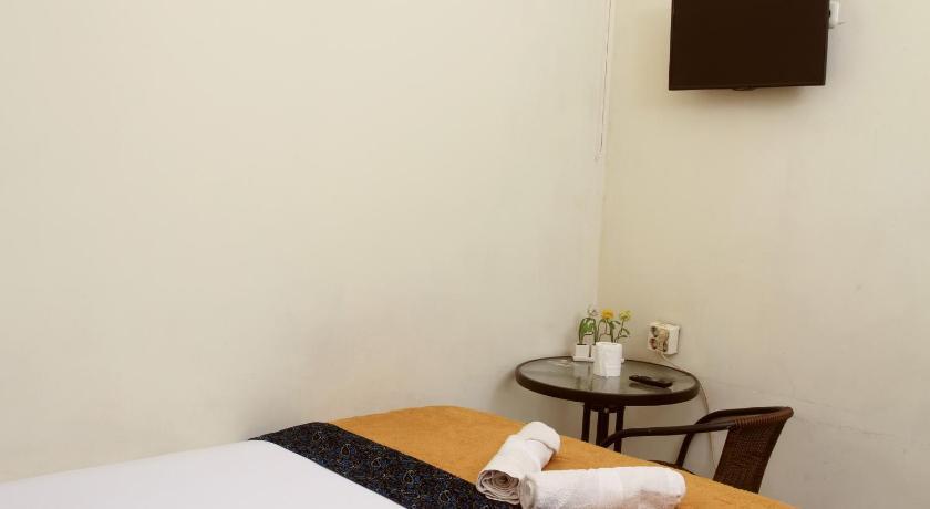 Hotel Bantal Guling Alun Alun Bandung Exterior foto