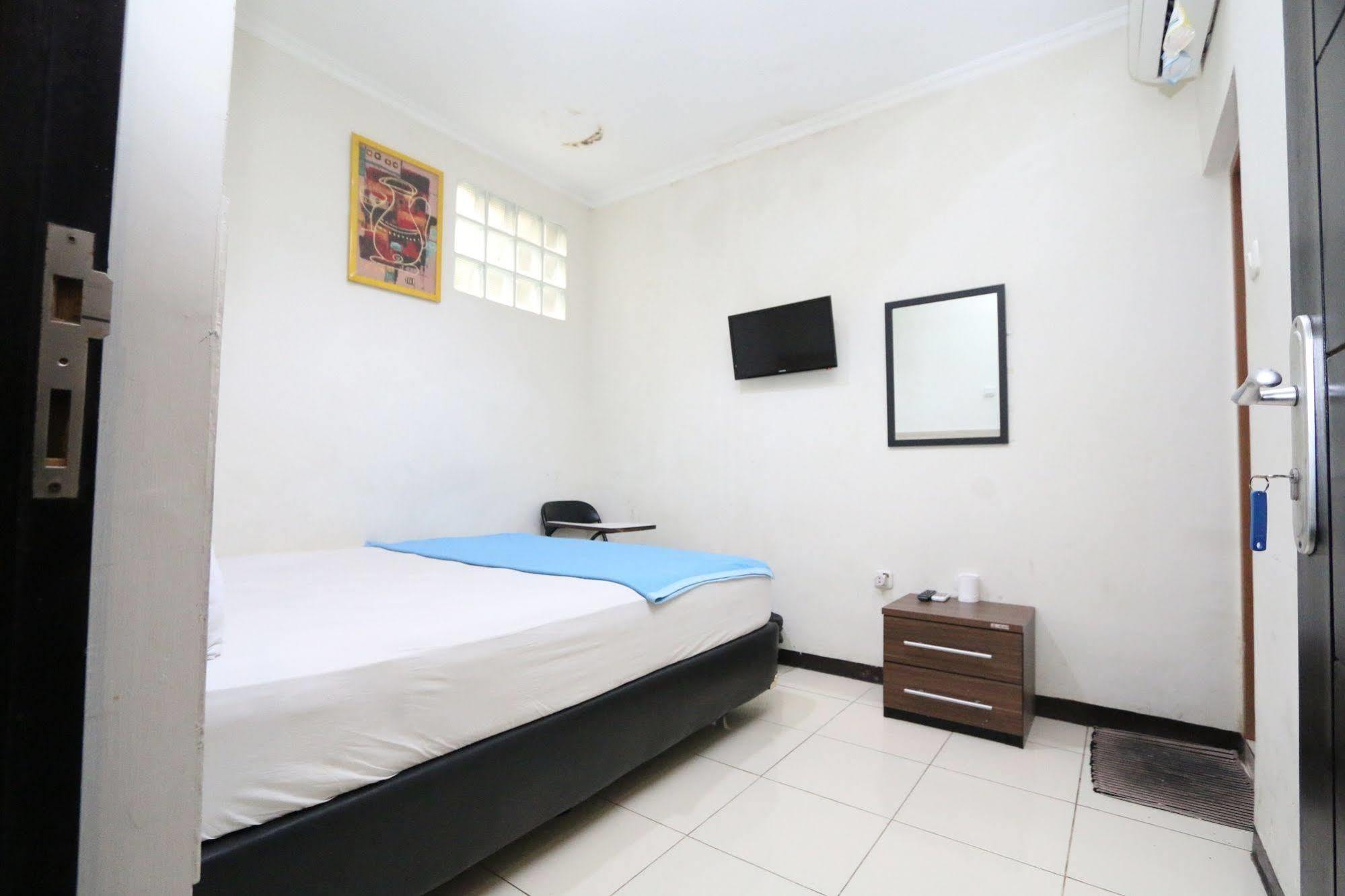 Hotel Bantal Guling Alun Alun Bandung Exterior foto
